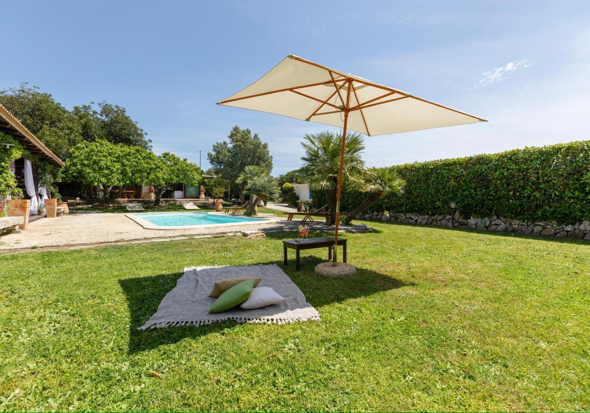 Villa Niloan Olbia Esterno foto
