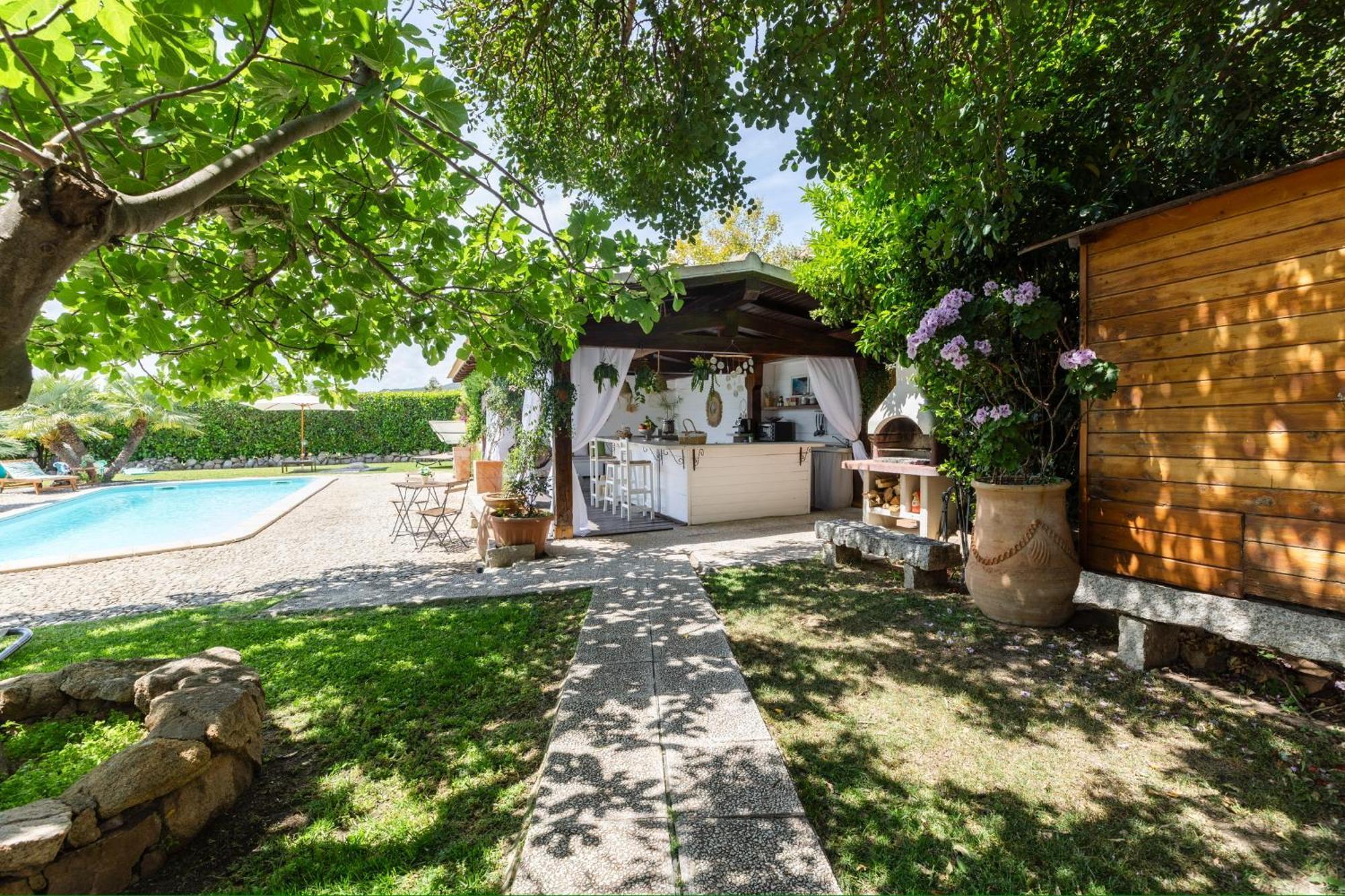 Villa Niloan Olbia Esterno foto