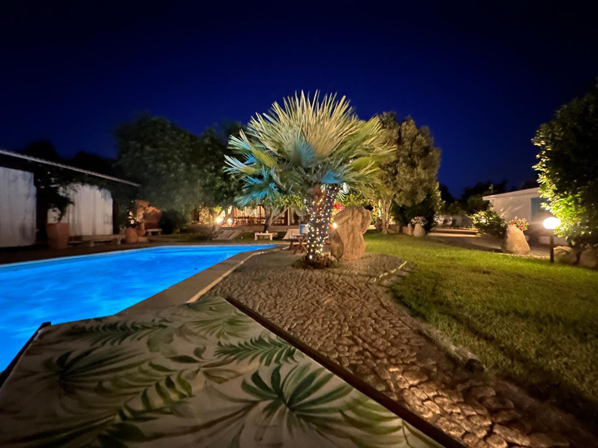 Villa Niloan Olbia Esterno foto